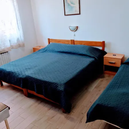 Jaksa Marija A2 * פולה
